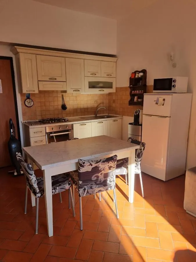 Casa Mille Baci Con Parcheggio Appartement Livorno