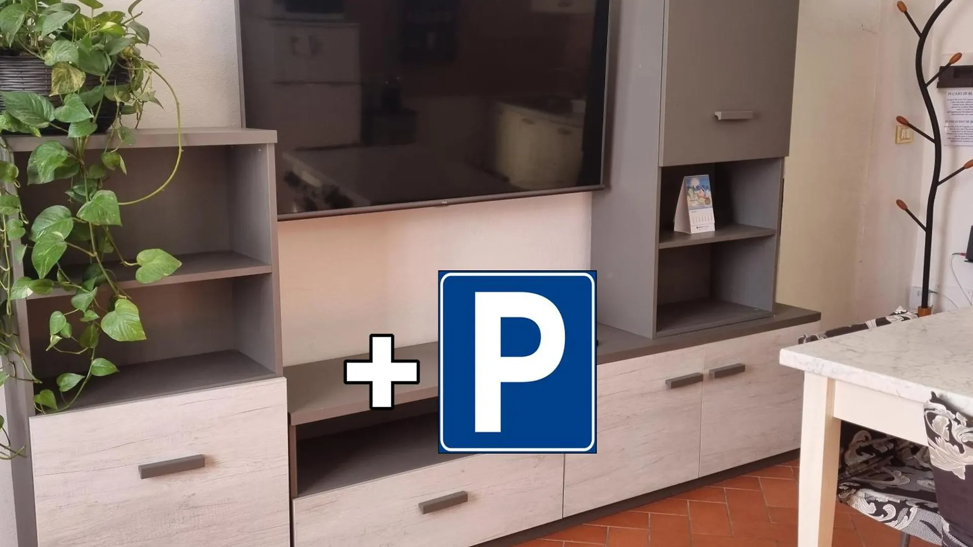 Casa Mille Baci Con Parcheggio Διαμέρισμα Λιβόρνο